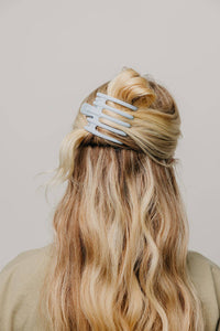 KAXI Wide Lay Down Claw Clip — Flat Low-Profile Hair Clip