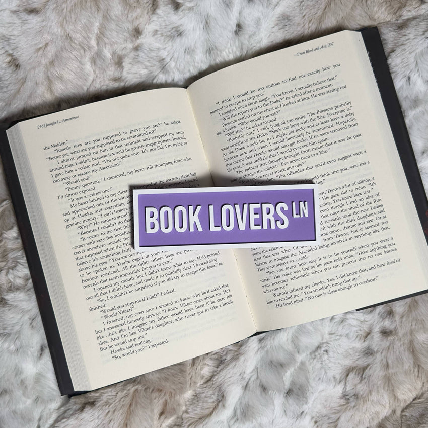 Book Lovers Street Sign | Bookshelf Decor