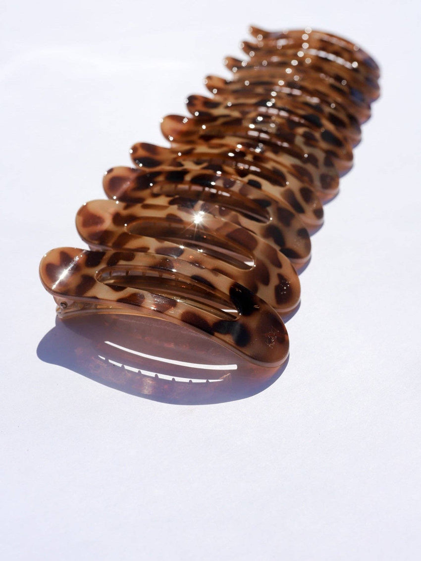 KAXI Lay Down Claw Clip — Flat Everyday Hair Clip in fun colors!