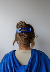 KAXI Oversized Lay Down Claw Clip — Flat Everyday Hair Clip