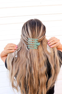 KAXI Wide Lay Down Claw Clip — Flat Low-Profile Hair Clip
