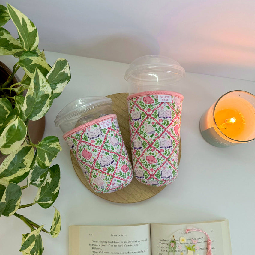 Diamond Bookish Garden Iced Coffee Sleeve – Reusable Cup Holder for Coffee Lovers