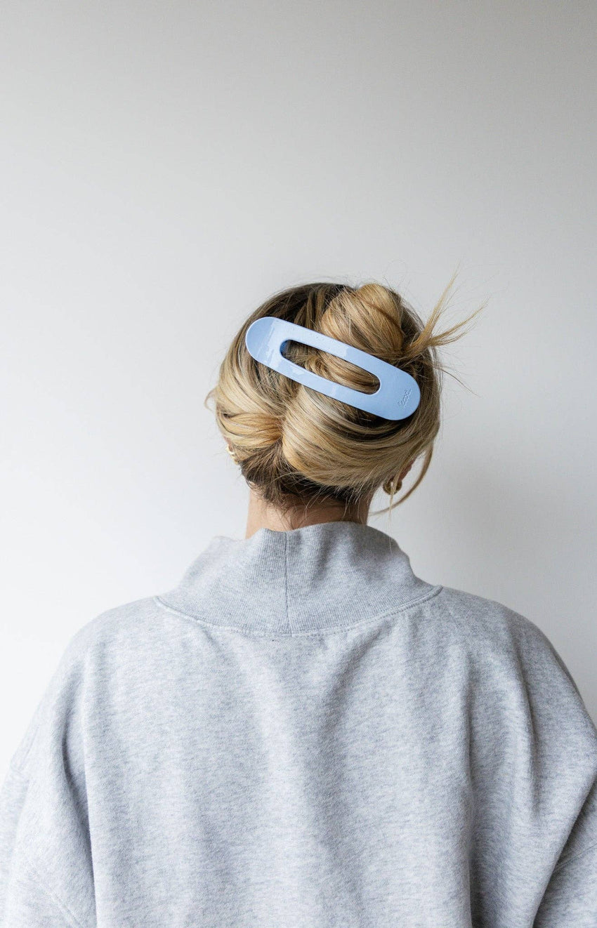 KAXI Oversized Lay Down Claw Clip — Flat Everyday Hair Clip