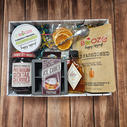 Old Fashioned Lovers Box with Cocktail Cherries & Bitters - Great gift for whiskey, bourbon or brandy lovers!