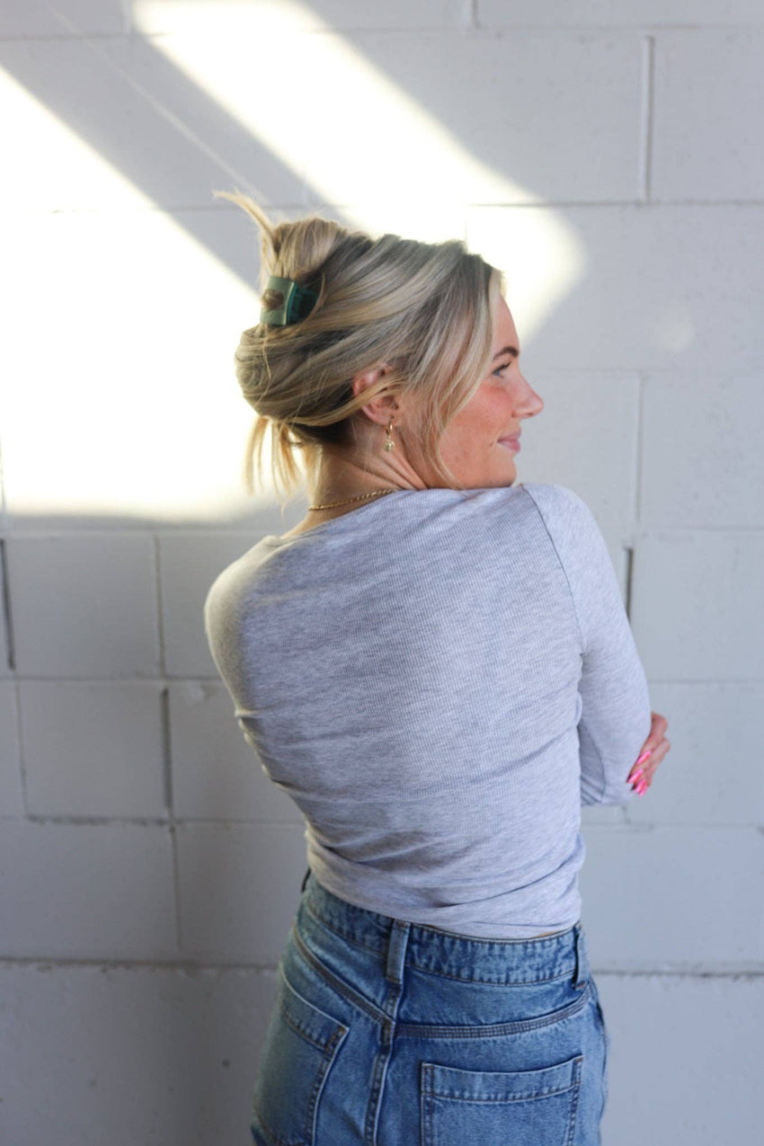KAXI Oversized Lay Down Claw Clip — Flat Everyday Hair Clip