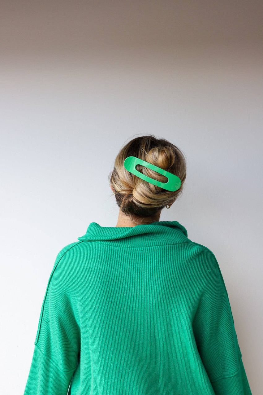 KAXI Oversized Lay Down Claw Clip — Flat Everyday Hair Clip