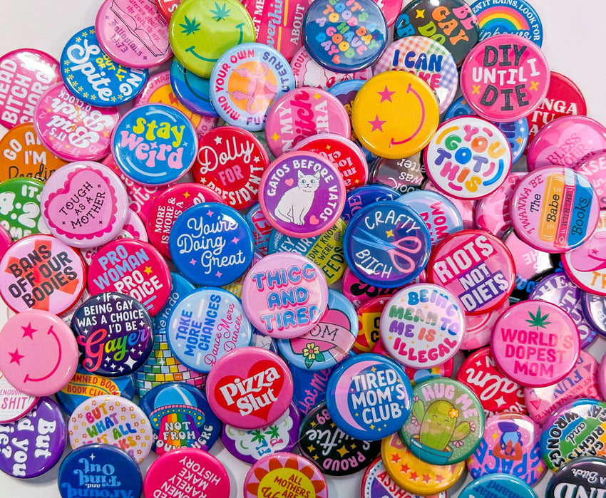 Tired Mom's Club (Button or Magnet!)