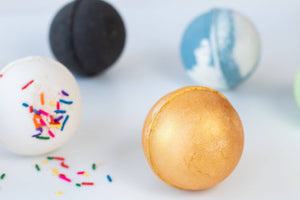 Bath Bombs - Celebrate - Fun bath bomb with sprinkles