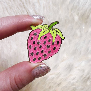 Strawberry Pin - Cute jean jacket button!