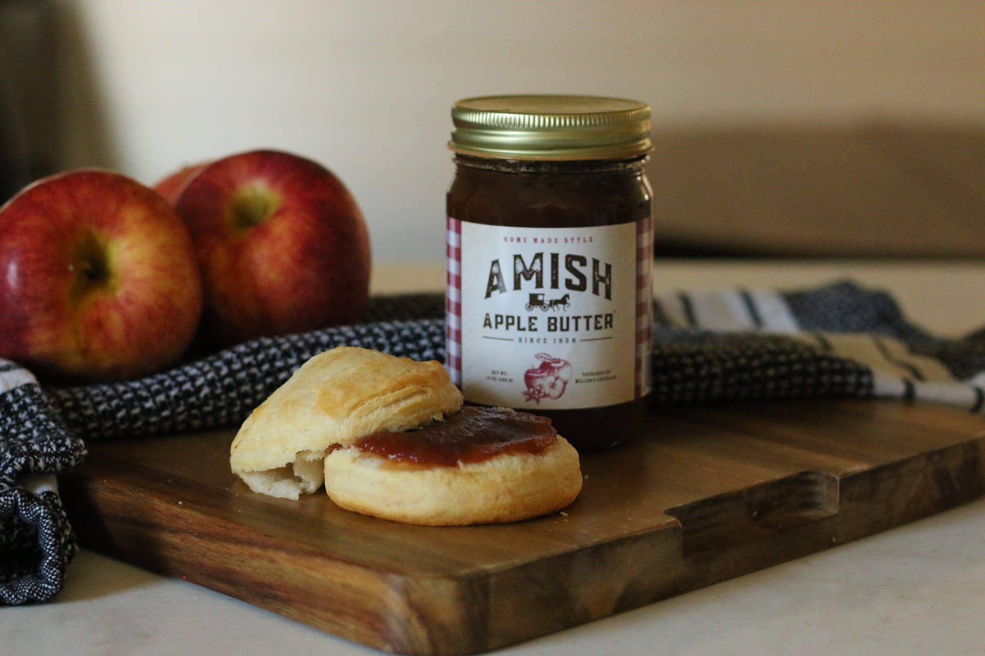 SALE! Amish Apple Butter - Regular (12 oz jar)