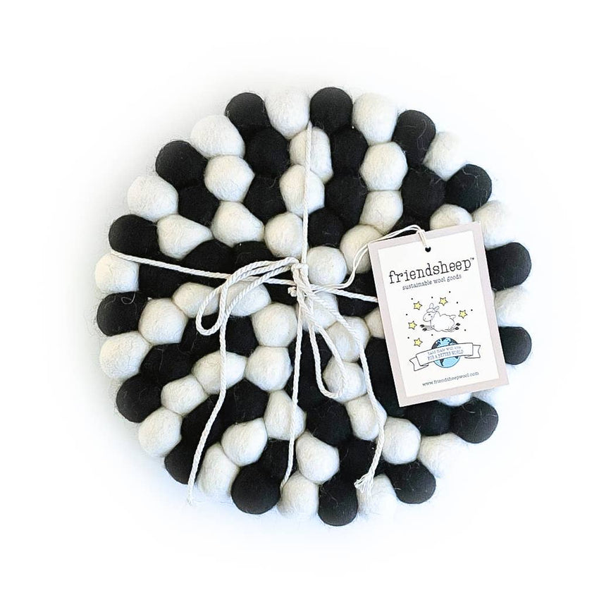 Black & White - Round Trivets